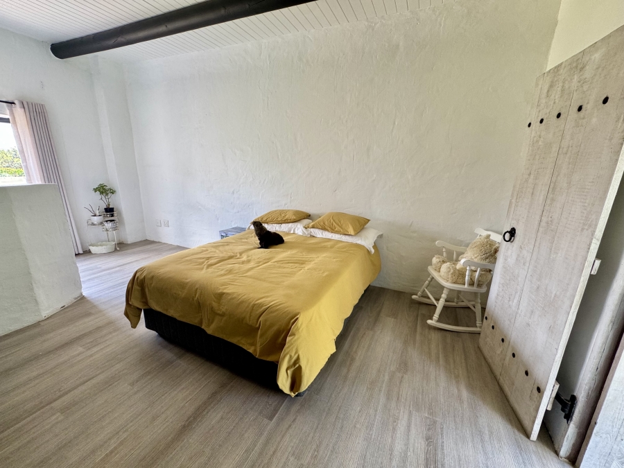 5 Bedroom Property for Sale in Cape Farms Western Cape